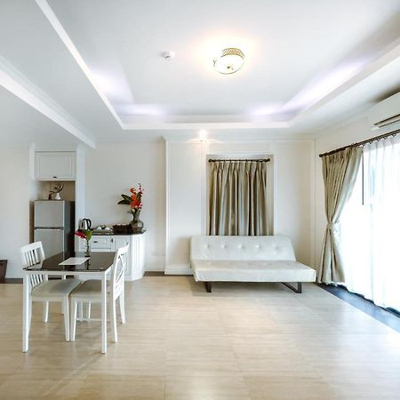 נונג קאי Royal Nakhara Hotel And Convention Centre מראה חיצוני תמונה