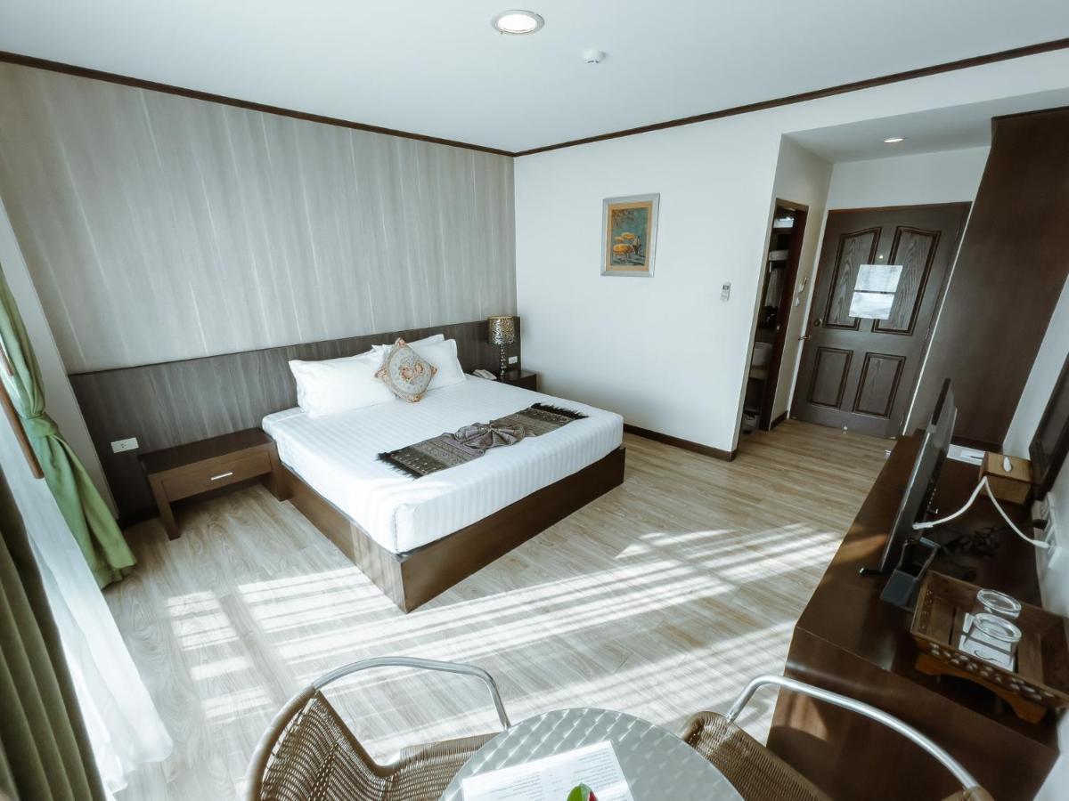 נונג קאי Royal Nakhara Hotel And Convention Centre מראה חיצוני תמונה