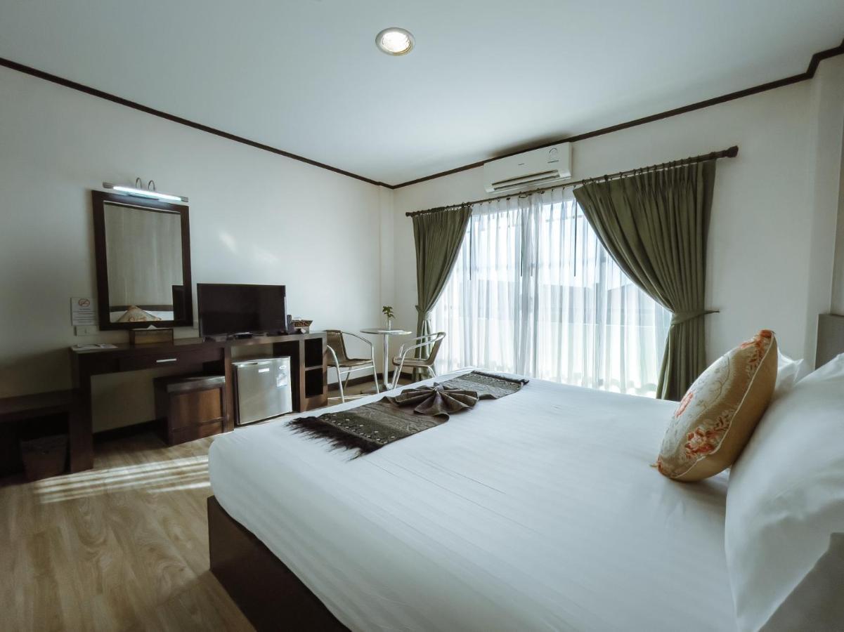 נונג קאי Royal Nakhara Hotel And Convention Centre מראה חיצוני תמונה
