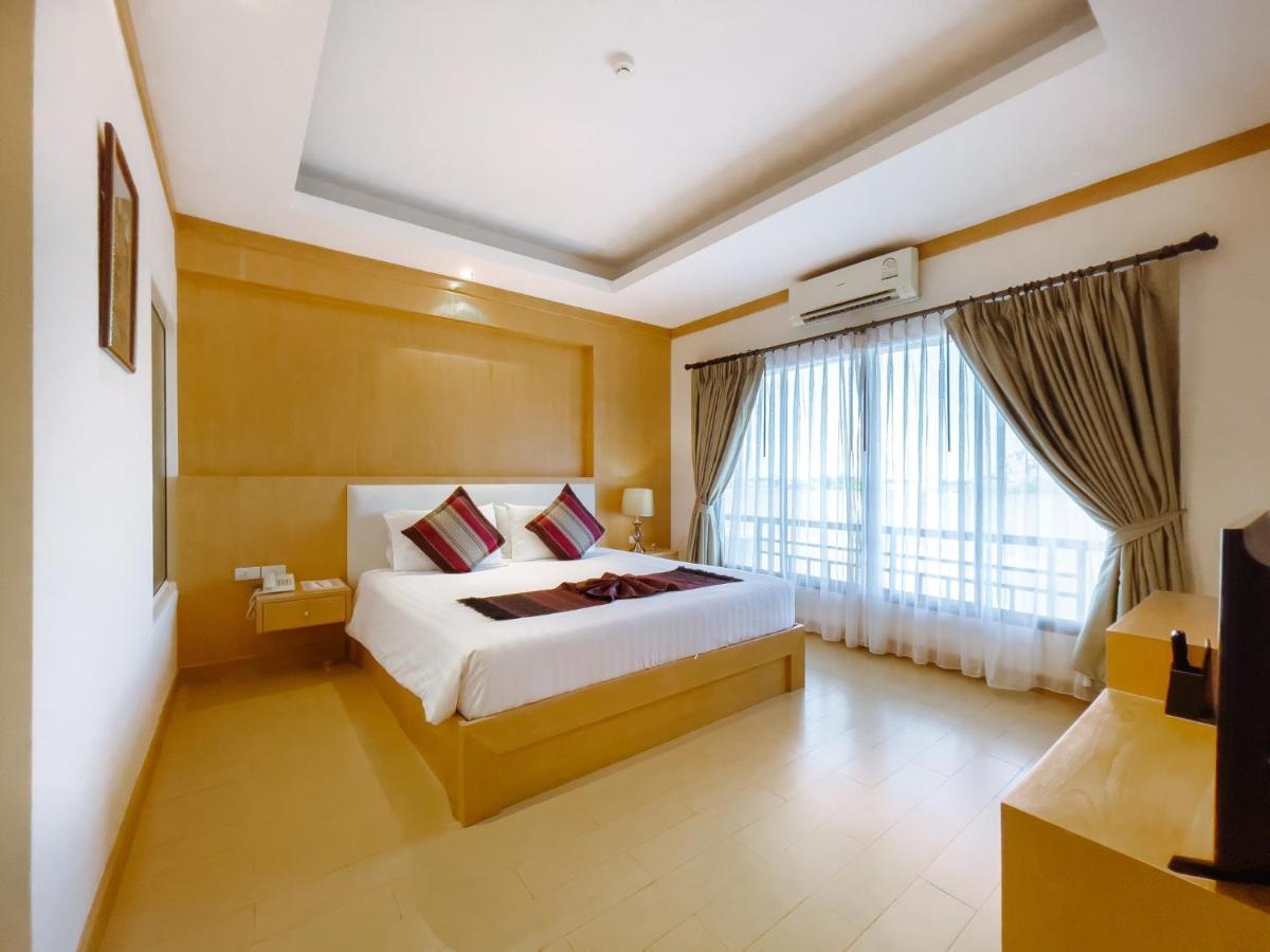 נונג קאי Royal Nakhara Hotel And Convention Centre מראה חיצוני תמונה