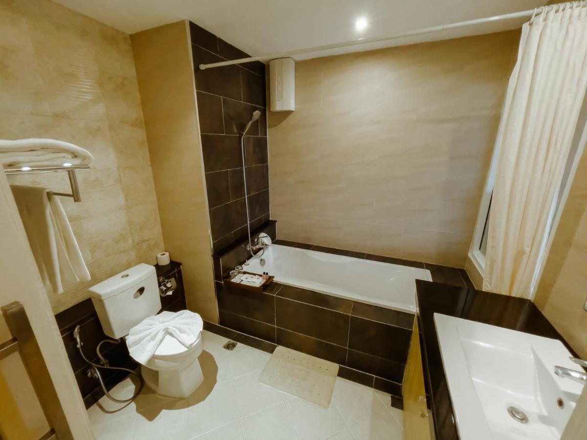 נונג קאי Royal Nakhara Hotel And Convention Centre מראה חיצוני תמונה