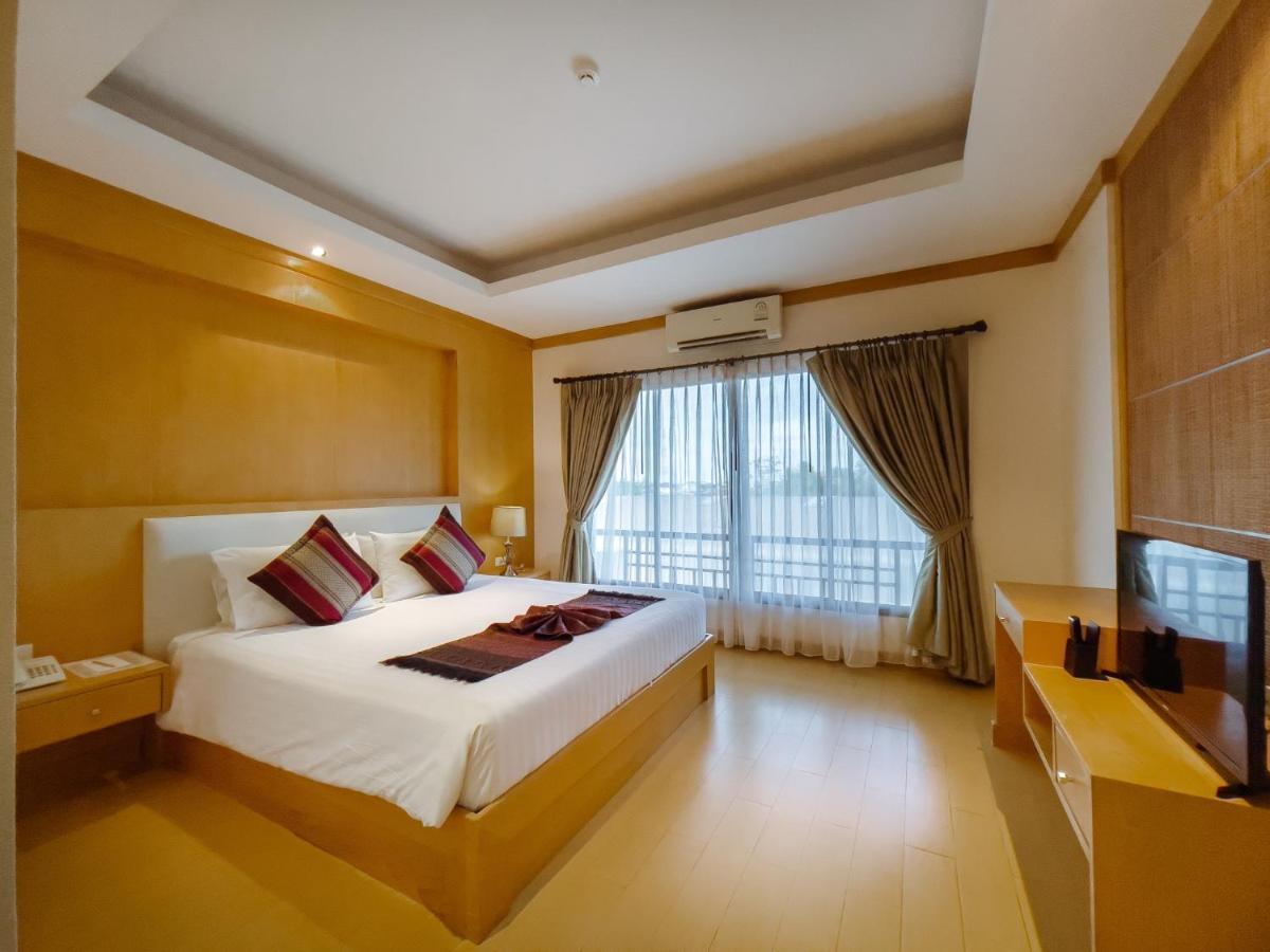 נונג קאי Royal Nakhara Hotel And Convention Centre מראה חיצוני תמונה
