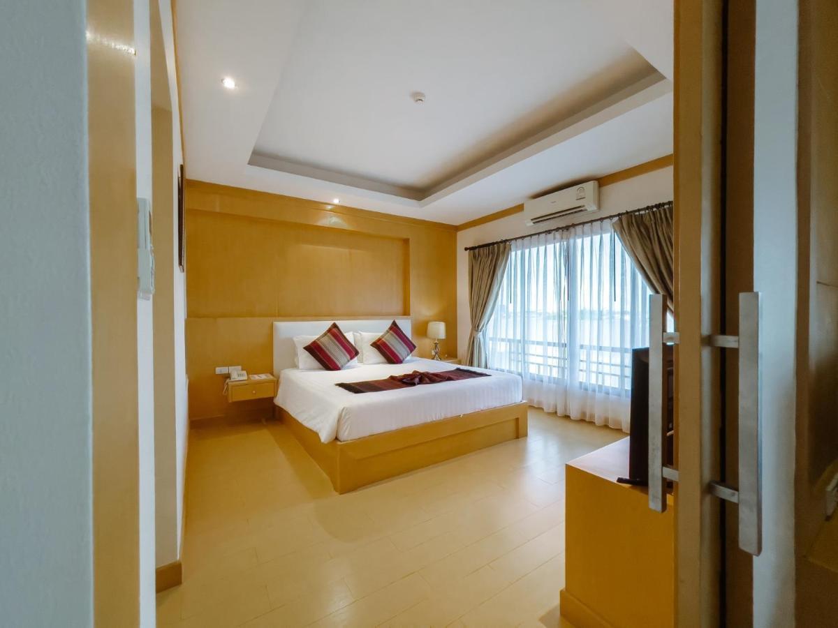 נונג קאי Royal Nakhara Hotel And Convention Centre מראה חיצוני תמונה