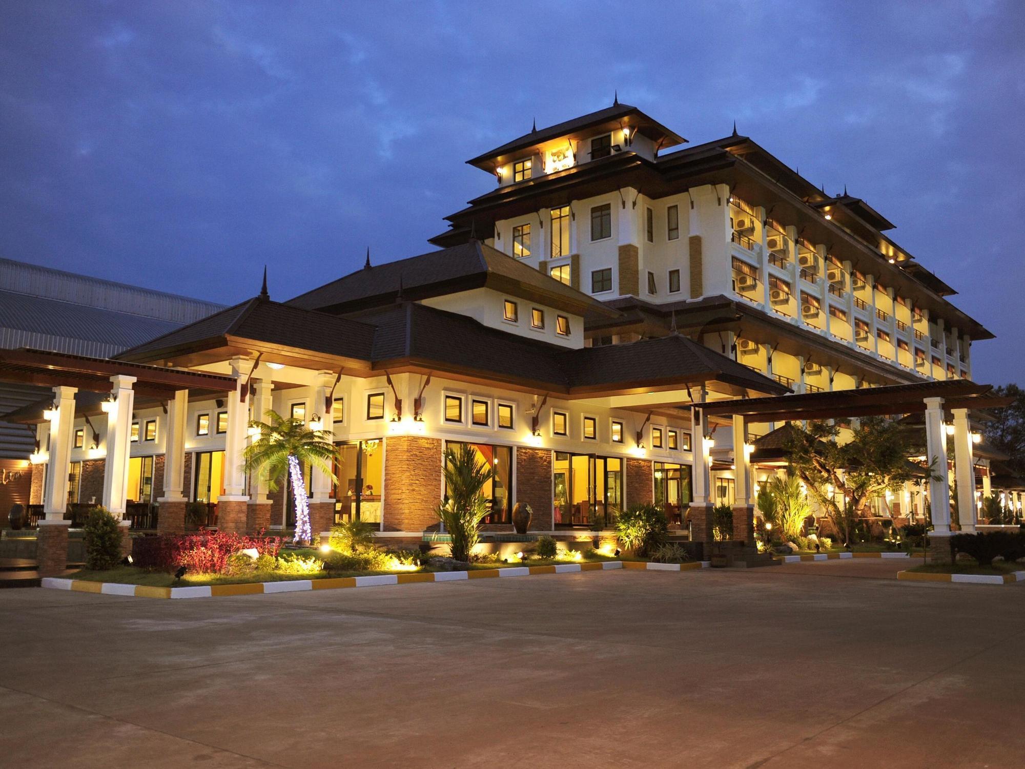 נונג קאי Royal Nakhara Hotel And Convention Centre מראה חיצוני תמונה