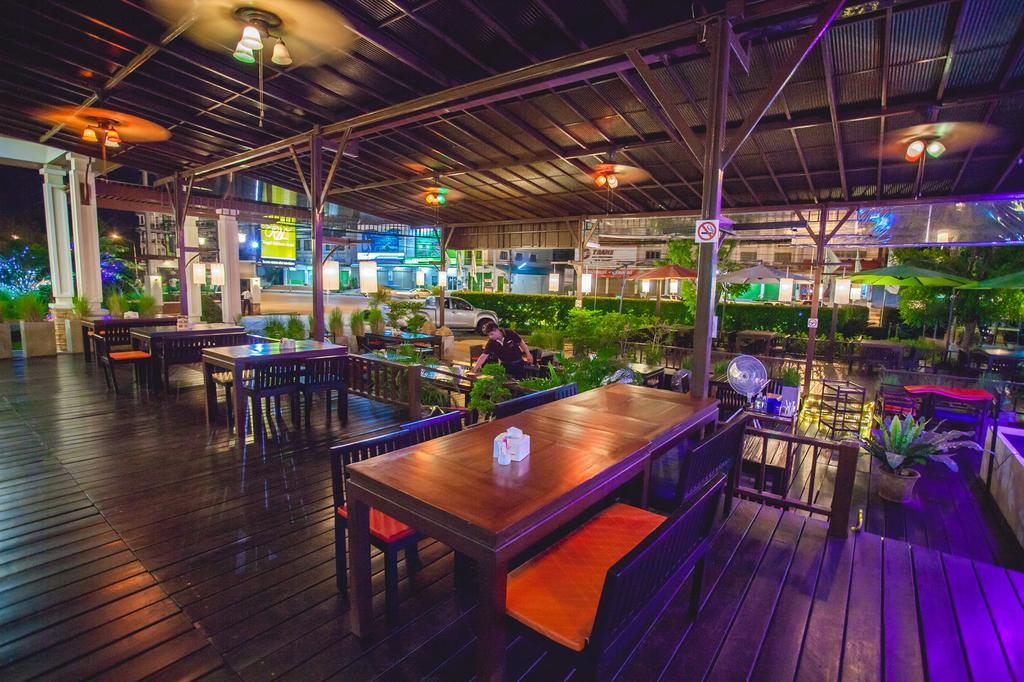 נונג קאי Royal Nakhara Hotel And Convention Centre מראה חיצוני תמונה
