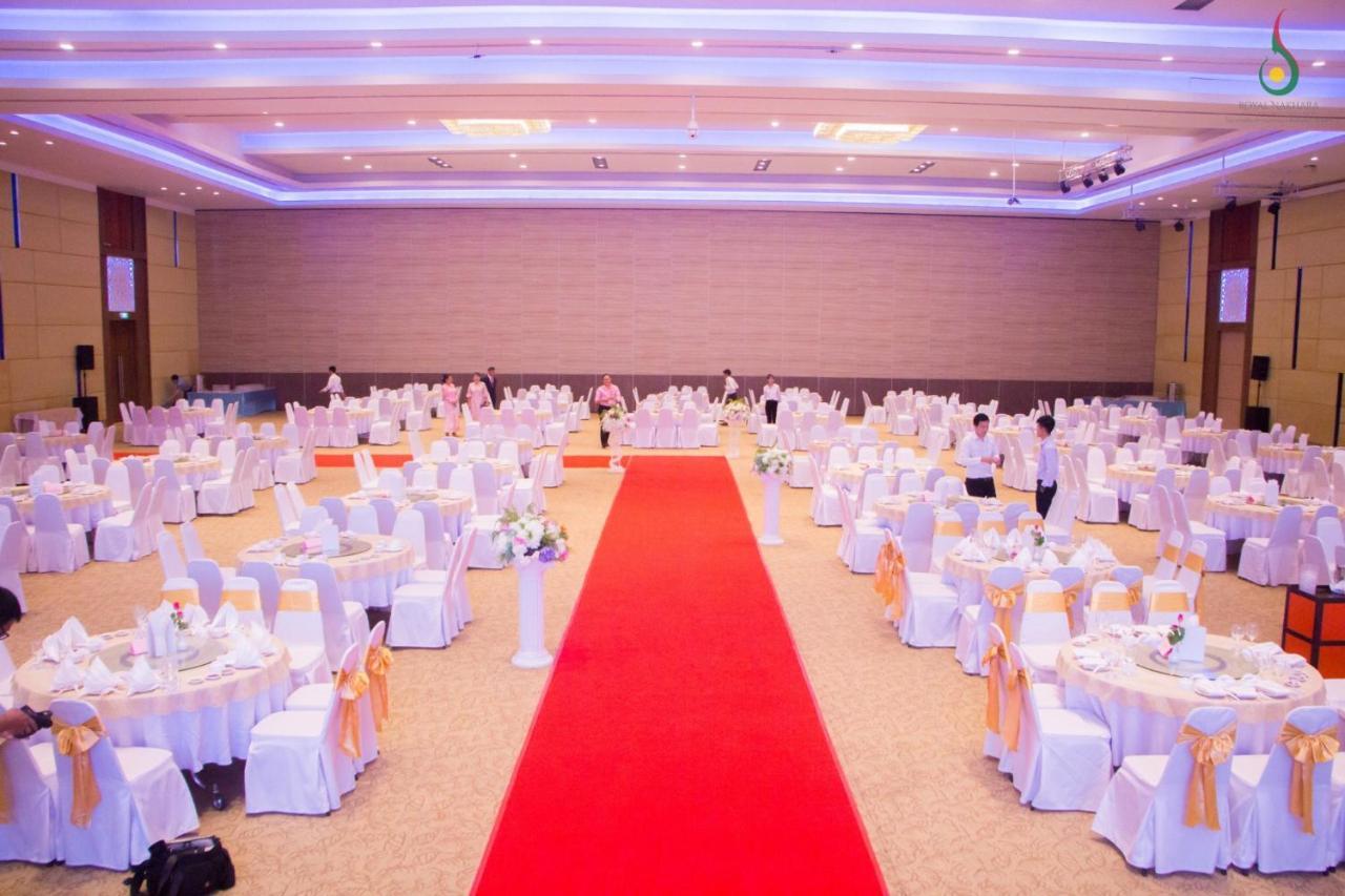 נונג קאי Royal Nakhara Hotel And Convention Centre מראה חיצוני תמונה